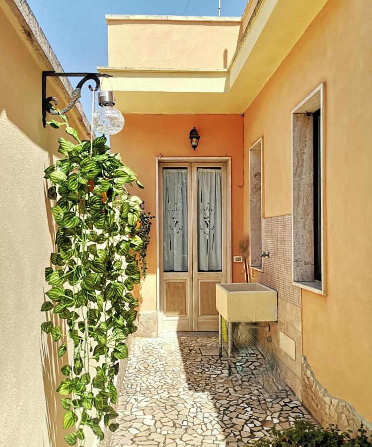 La Casina Di Vanni - Casa Vacanza Nel Cuore Del Salento Arnesano Екстер'єр фото