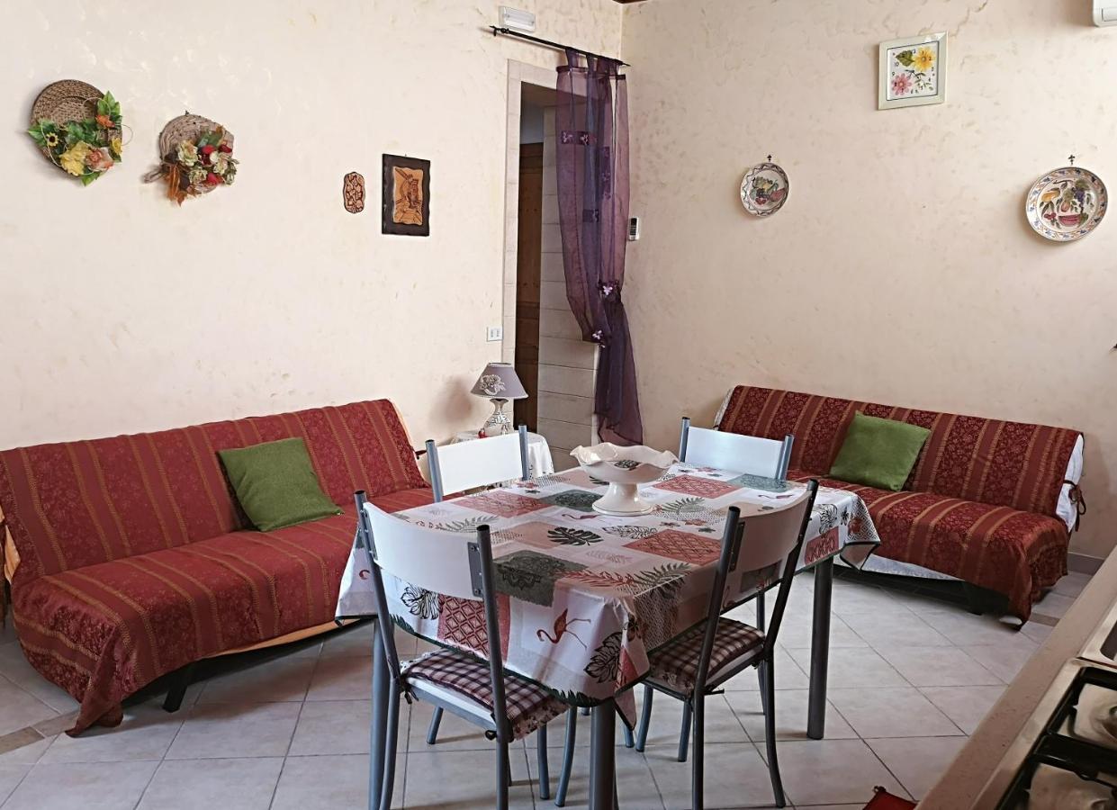 La Casina Di Vanni - Casa Vacanza Nel Cuore Del Salento Arnesano Екстер'єр фото